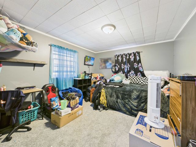 515 E Riverside Road, Huntington, IN 46750