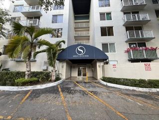 1720 NW N RIVER DR 313, Miami, FL 33125