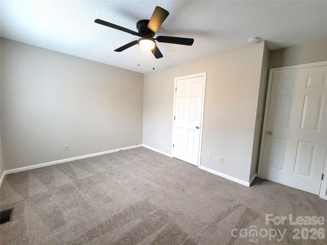 6007 Running Deer Road, Charlotte, NC 28214