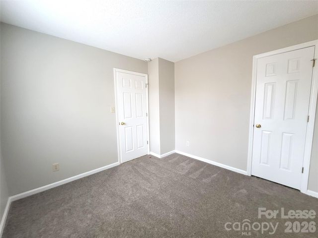 6007 Running Deer Road, Charlotte, NC 28214