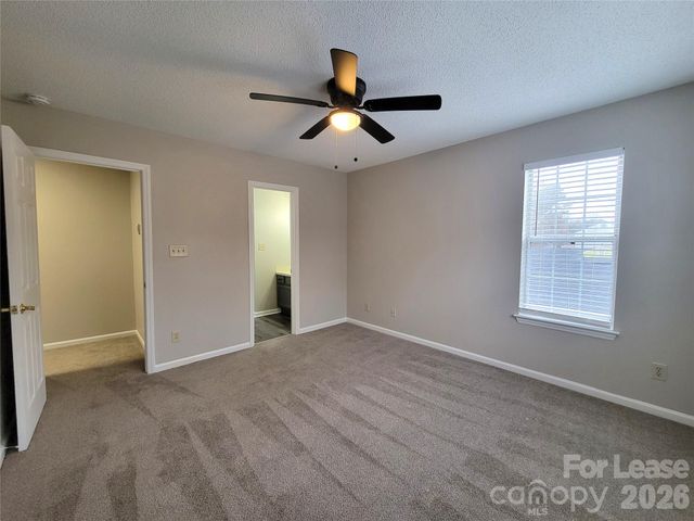 6007 Running Deer Road, Charlotte, NC 28214