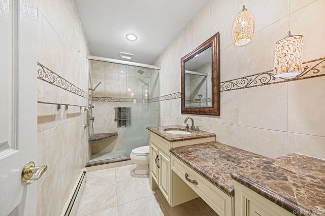 10 Cori Lane, Bohemia, NY 11716