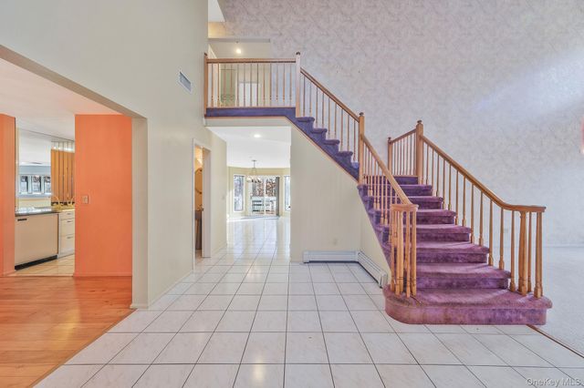 10 Cori Lane, Bohemia, NY 11716