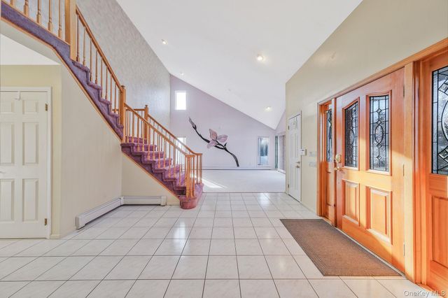 10 Cori Lane, Bohemia, NY 11716