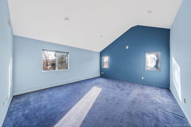 10 Cori Lane, Bohemia, NY 11716