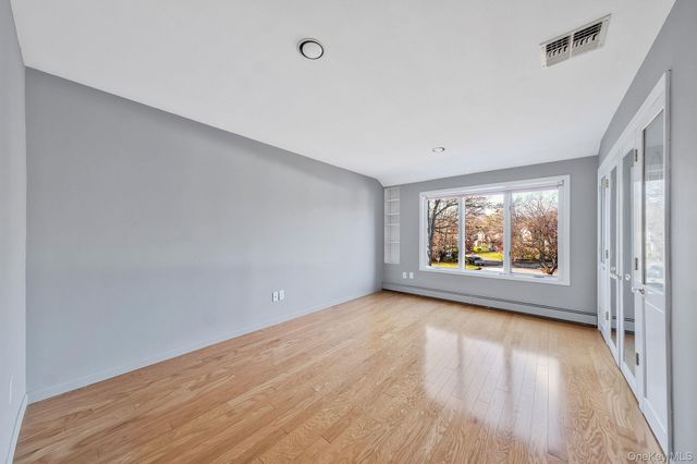 10 Cori Lane, Bohemia, NY 11716