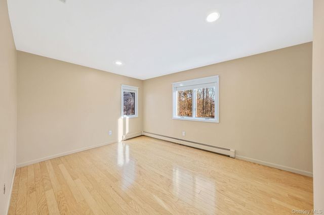 10 Cori Lane, Bohemia, NY 11716