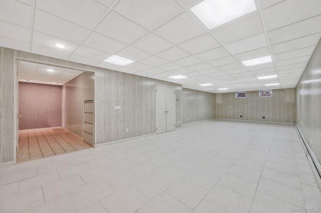 10 Cori Lane, Bohemia, NY 11716