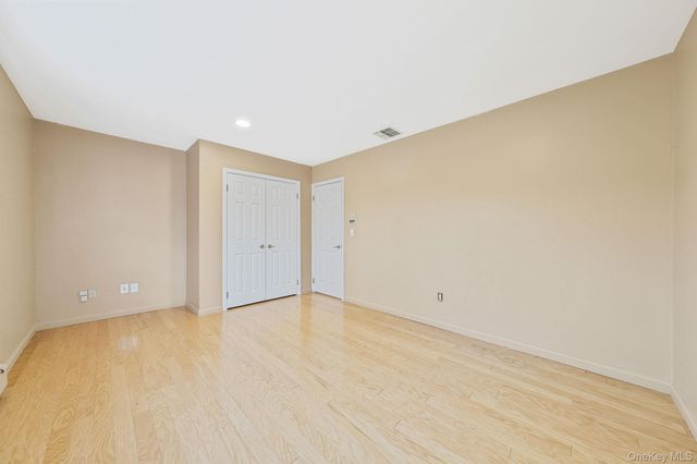 10 Cori Lane, Bohemia, NY 11716