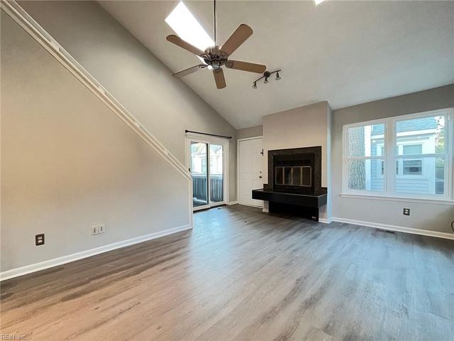 2425 Loran CT, Virginia Beach, VA 23451