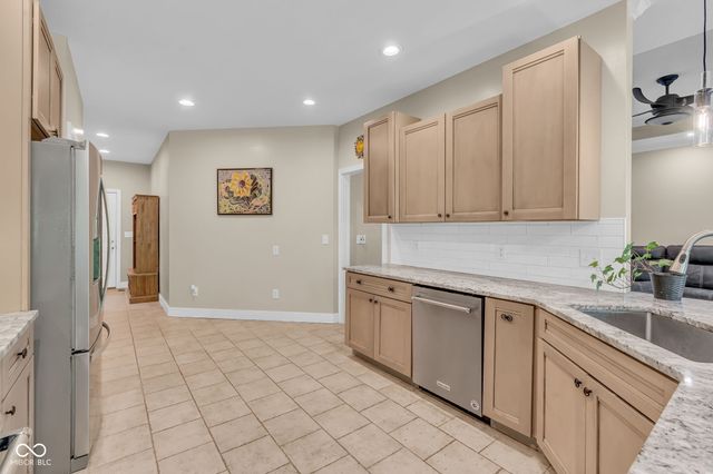 87 John Court, Danville, IN 46122