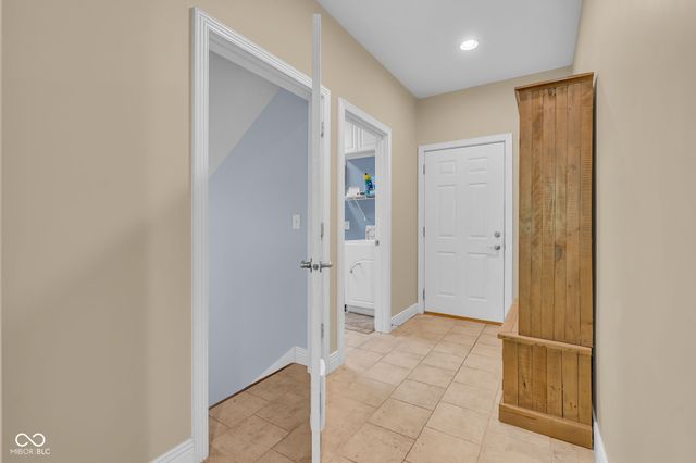 87 John Court, Danville, IN 46122