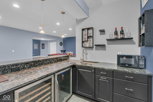 87 John Court, Danville, IN 46122