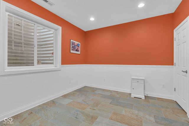 87 John Court, Danville, IN 46122