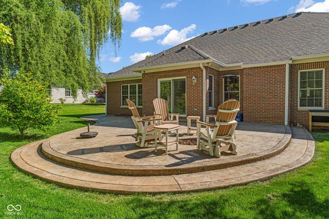 87 John Court, Danville, IN 46122