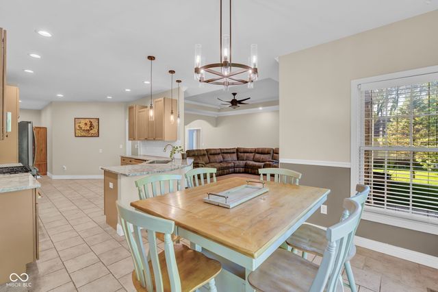 87 John Court, Danville, IN 46122