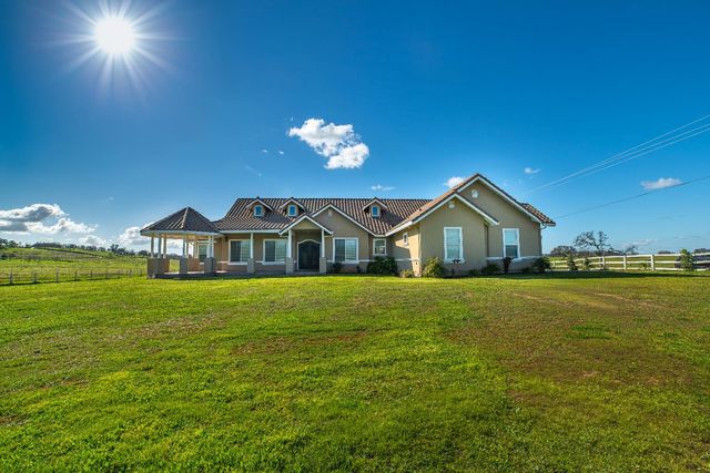 2906 Ranchito Dr, La Grange, CA 95329