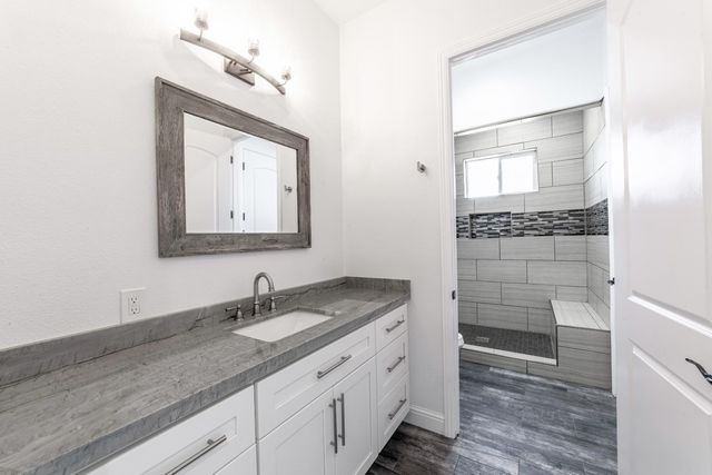 2906 Ranchito Dr, La Grange, CA 95329