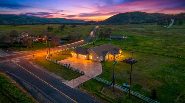 2906 Ranchito Dr, La Grange, CA 95329