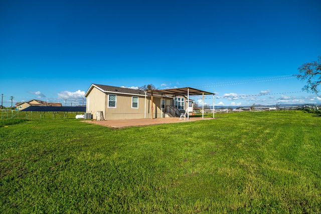 2906 Ranchito Dr, La Grange, CA 95329