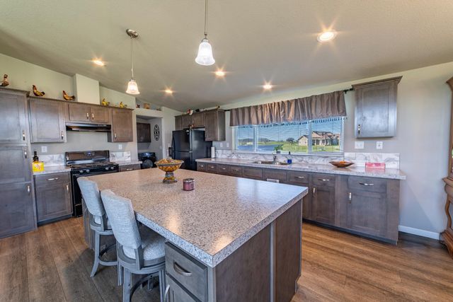 2906 Ranchito Dr, La Grange, CA 95329