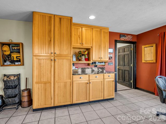 1025 Jeter Mountain Road, Penrose, NC 28766