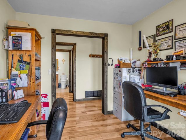 1025 Jeter Mountain Road, Penrose, NC 28766