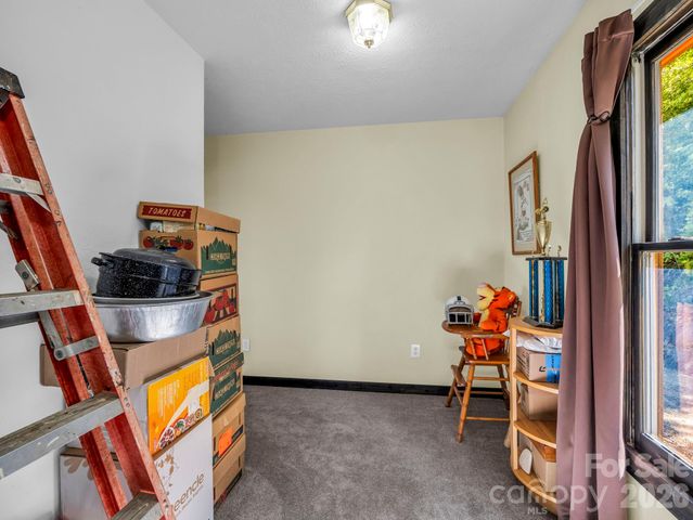 1025 Jeter Mountain Road, Penrose, NC 28766