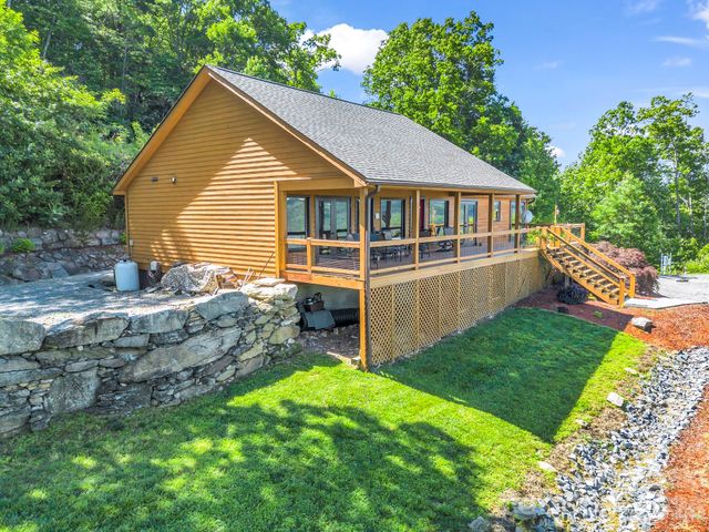 1025 Jeter Mountain Road, Penrose, NC 28766