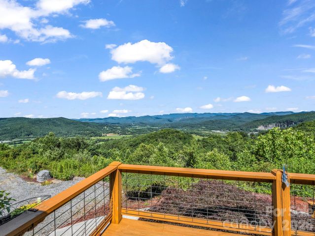 1025 Jeter Mountain Road, Penrose, NC 28766