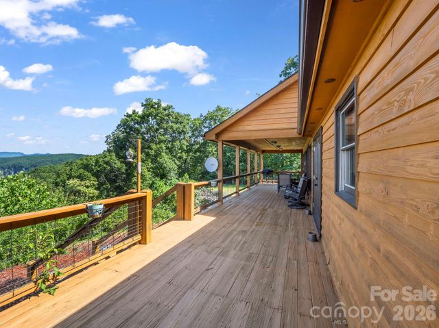 1025 Jeter Mountain Road, Penrose, NC 28766