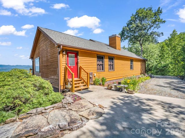 1025 Jeter Mountain Road, Penrose, NC 28766