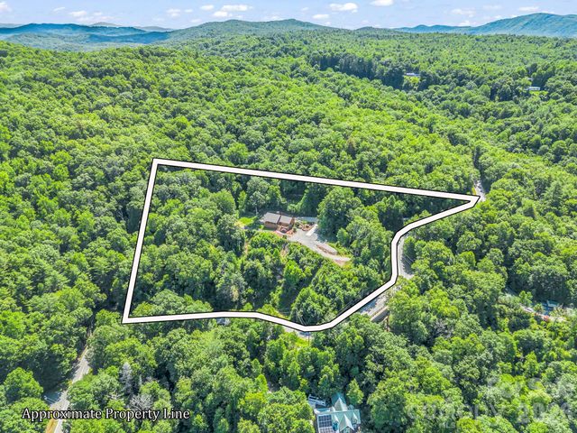 1025 Jeter Mountain Road, Penrose, NC 28766