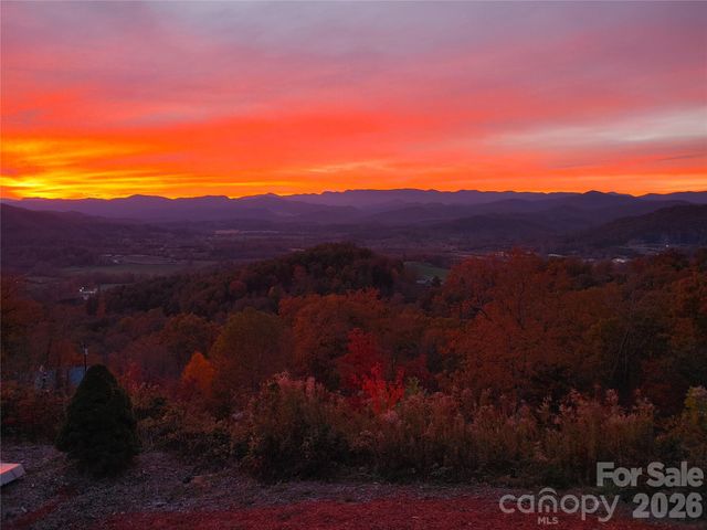 1025 Jeter Mountain Road, Penrose, NC 28766