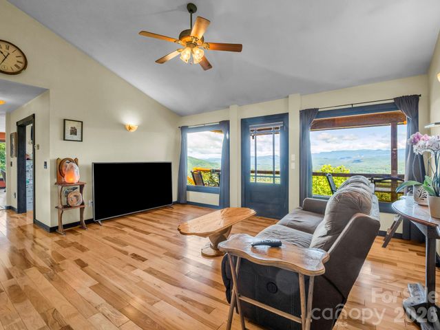 1025 Jeter Mountain Road, Penrose, NC 28766