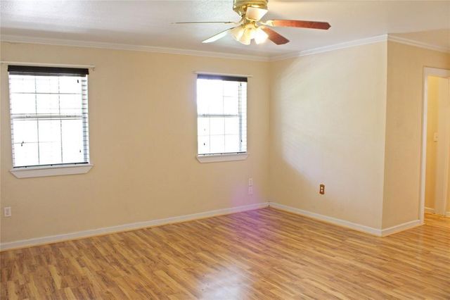 2042 Willow Springs Road, Fayetteville, TX 78940