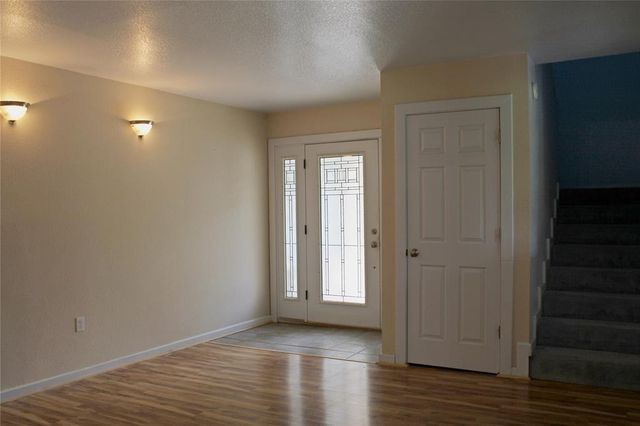 2042 Willow Springs Road, Fayetteville, TX 78940
