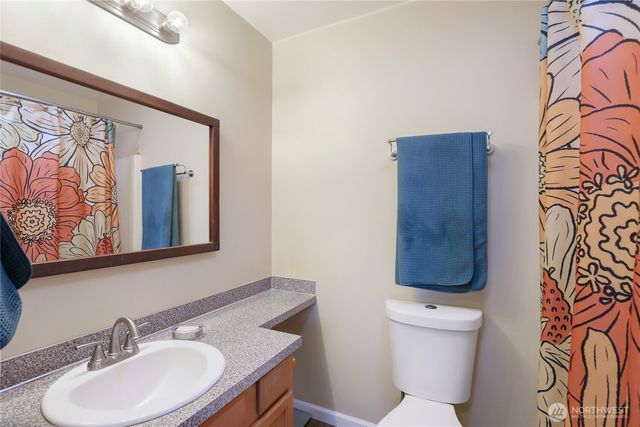 360 NE Max William Loop, Poulsbo, WA 98370