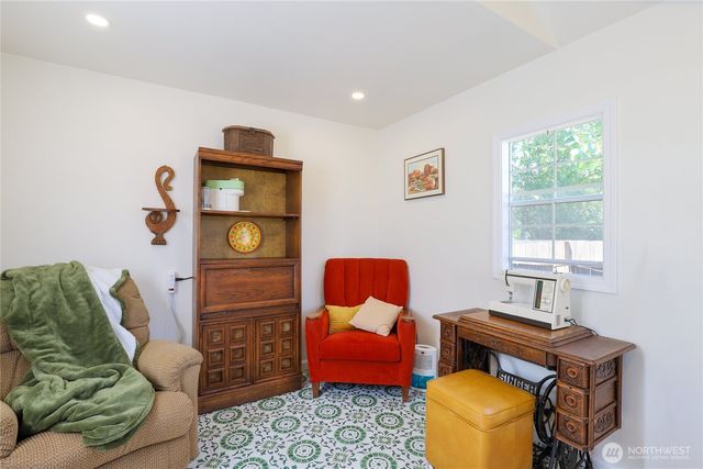 360 NE Max William Loop, Poulsbo, WA 98370