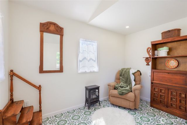 360 NE Max William Loop, Poulsbo, WA 98370