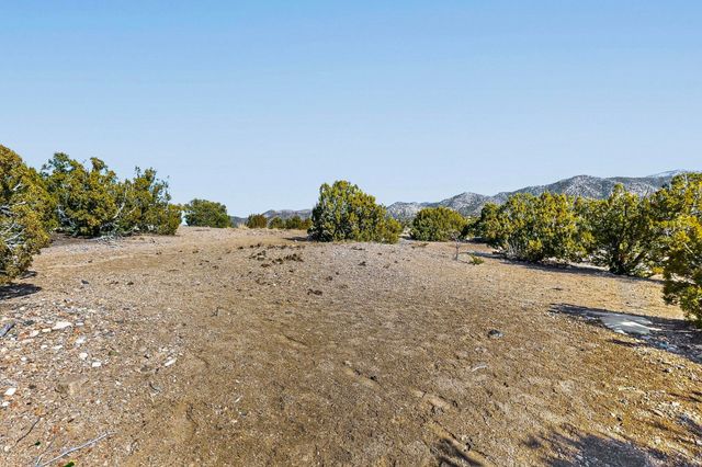 487 NM-592 Lot 5, Santa Fe, NM 87506