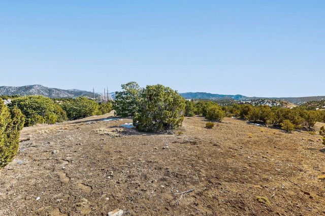 487 NM-592 Lot 5, Santa Fe, NM 87506