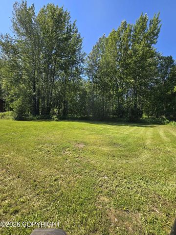5853 E Edgerton Parks Road, Palmer, AK 99645