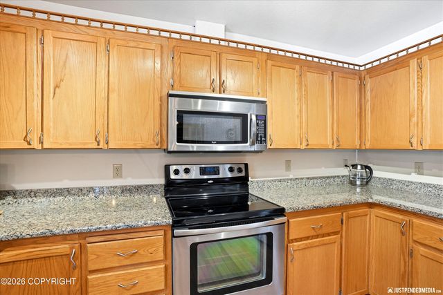 5853 E Edgerton Parks Road, Palmer, AK 99645