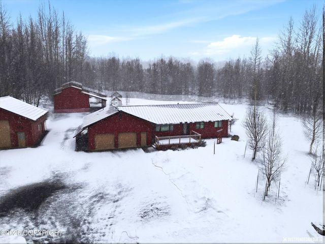 5853 E Edgerton Parks Road, Palmer, AK 99645