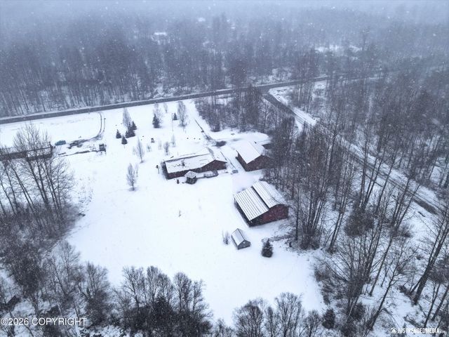 5853 E Edgerton Parks Road, Palmer, AK 99645