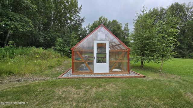 5853 E Edgerton Parks Road, Palmer, AK 99645