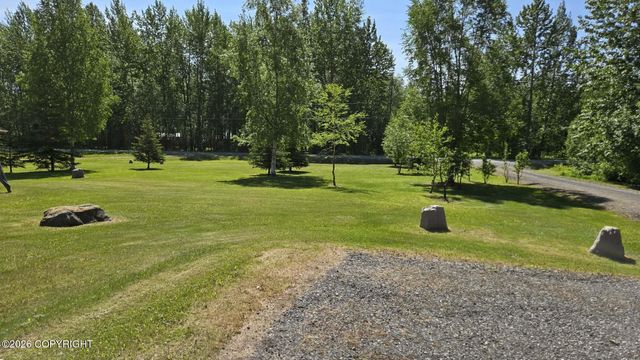 5853 E Edgerton Parks Road, Palmer, AK 99645