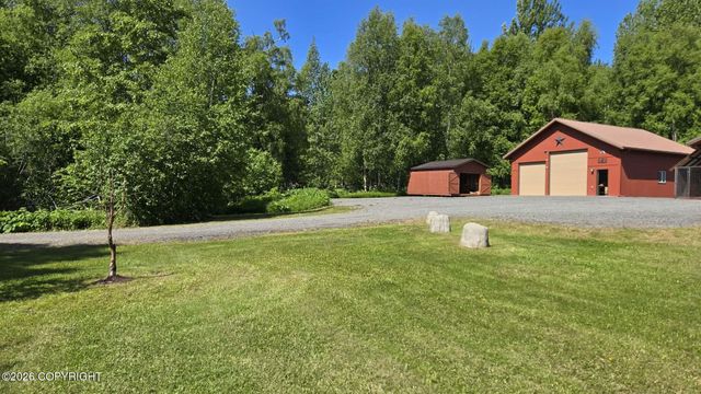 5853 E Edgerton Parks Road, Palmer, AK 99645