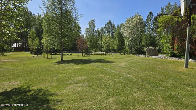 5853 E Edgerton Parks Road, Palmer, AK 99645
